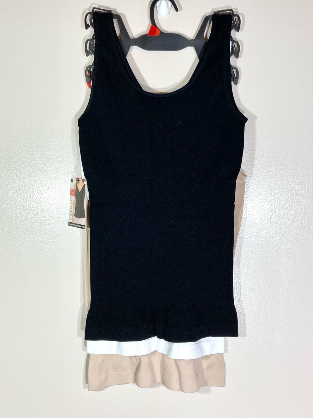 Skinny Girl Shaping Reversible Tanks Women’s Size Small Black/White/Taupe NWT - Picture 2 of 6